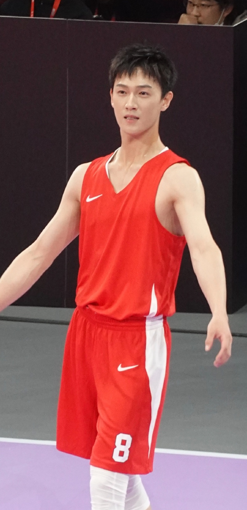 李昀锐